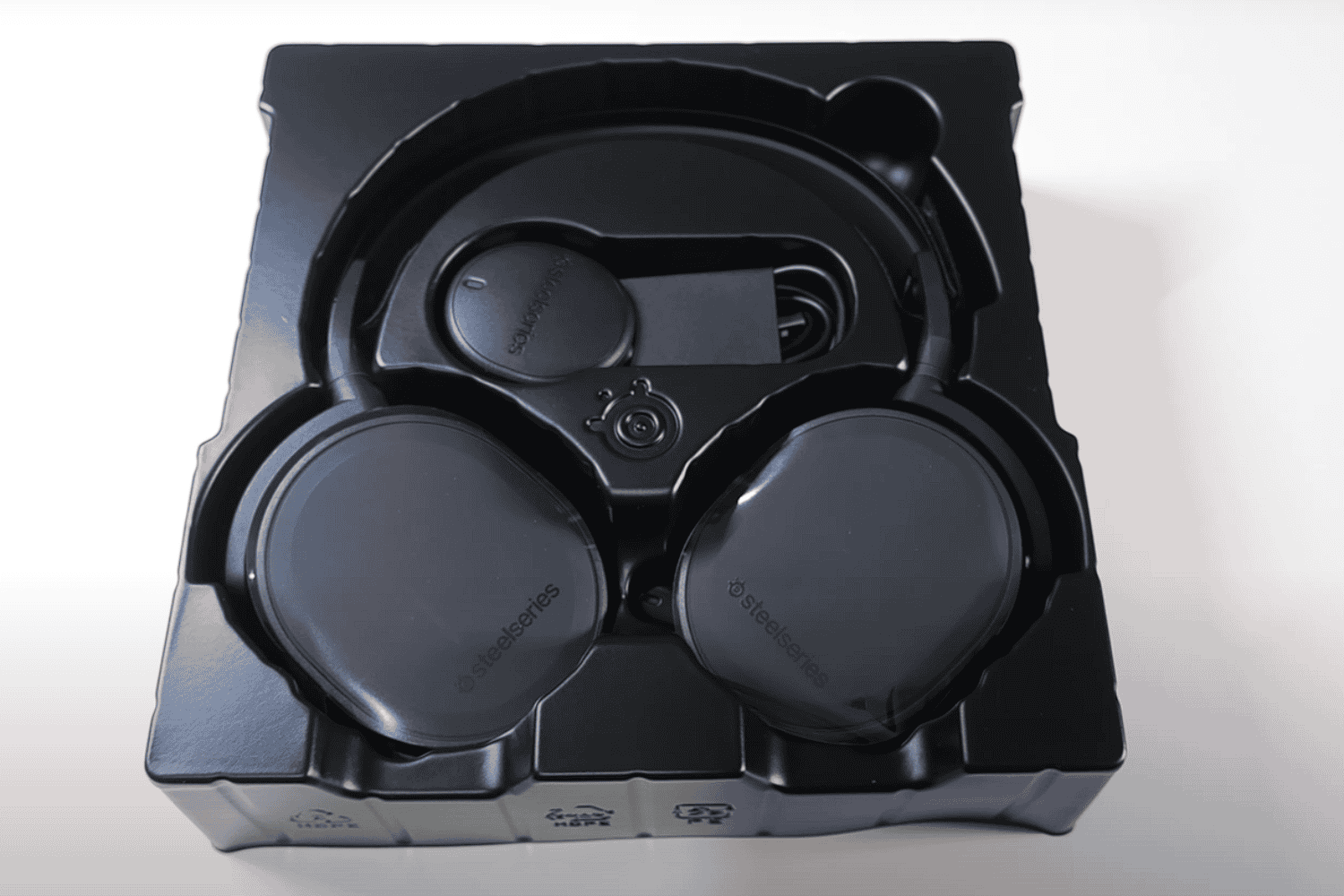Auriculares gaming SteelSeries: alta autonomía y sonido sin pérdidas al mejor precio
