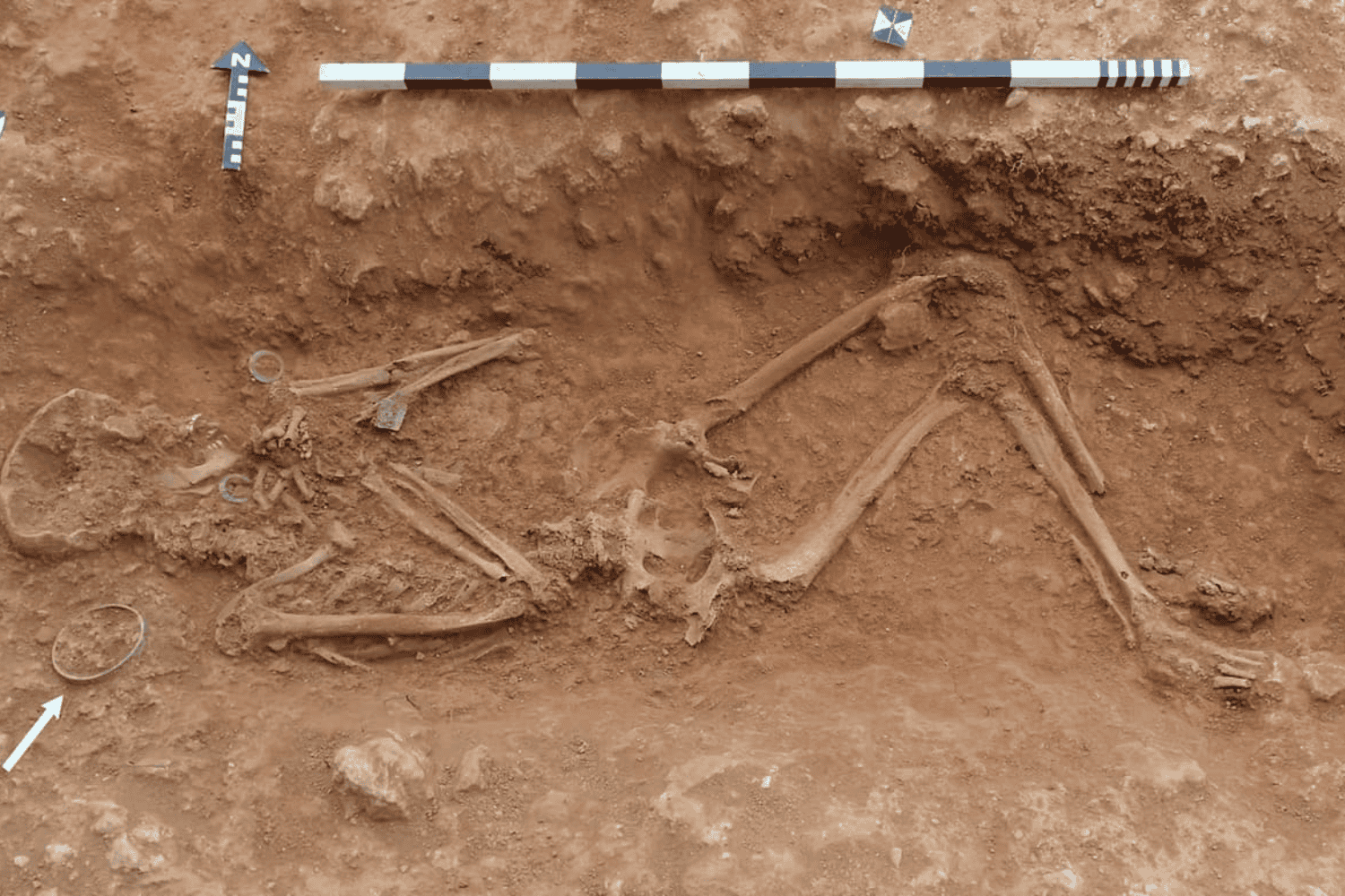 cáliz romano encontrado en una tumba anglosajona