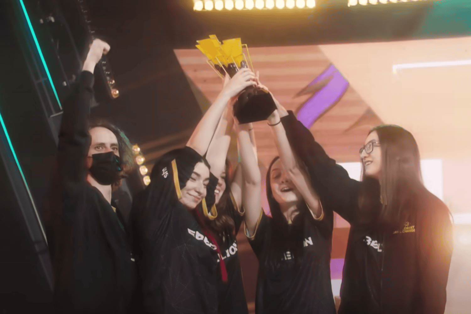 Game Changers Llega a League of Legends: La Revolución del Competitivo Femenino