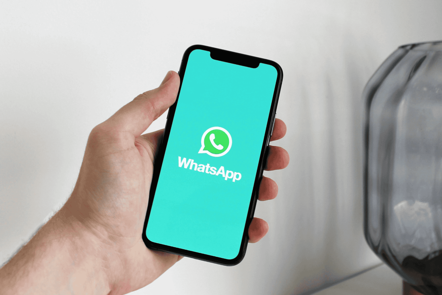 ¿Tus audios de WhatsApp se silencian? El sensor de proximidad podría ser el culpable