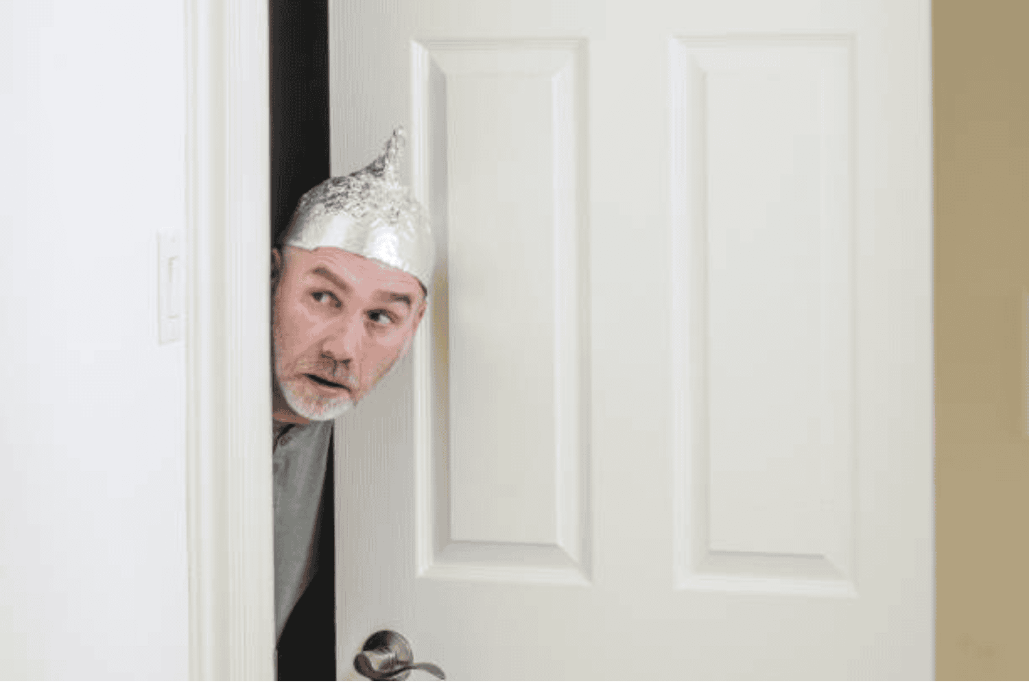 ¿Te gustan las conspiraciones? Esto dice la psicología sobre tu mente