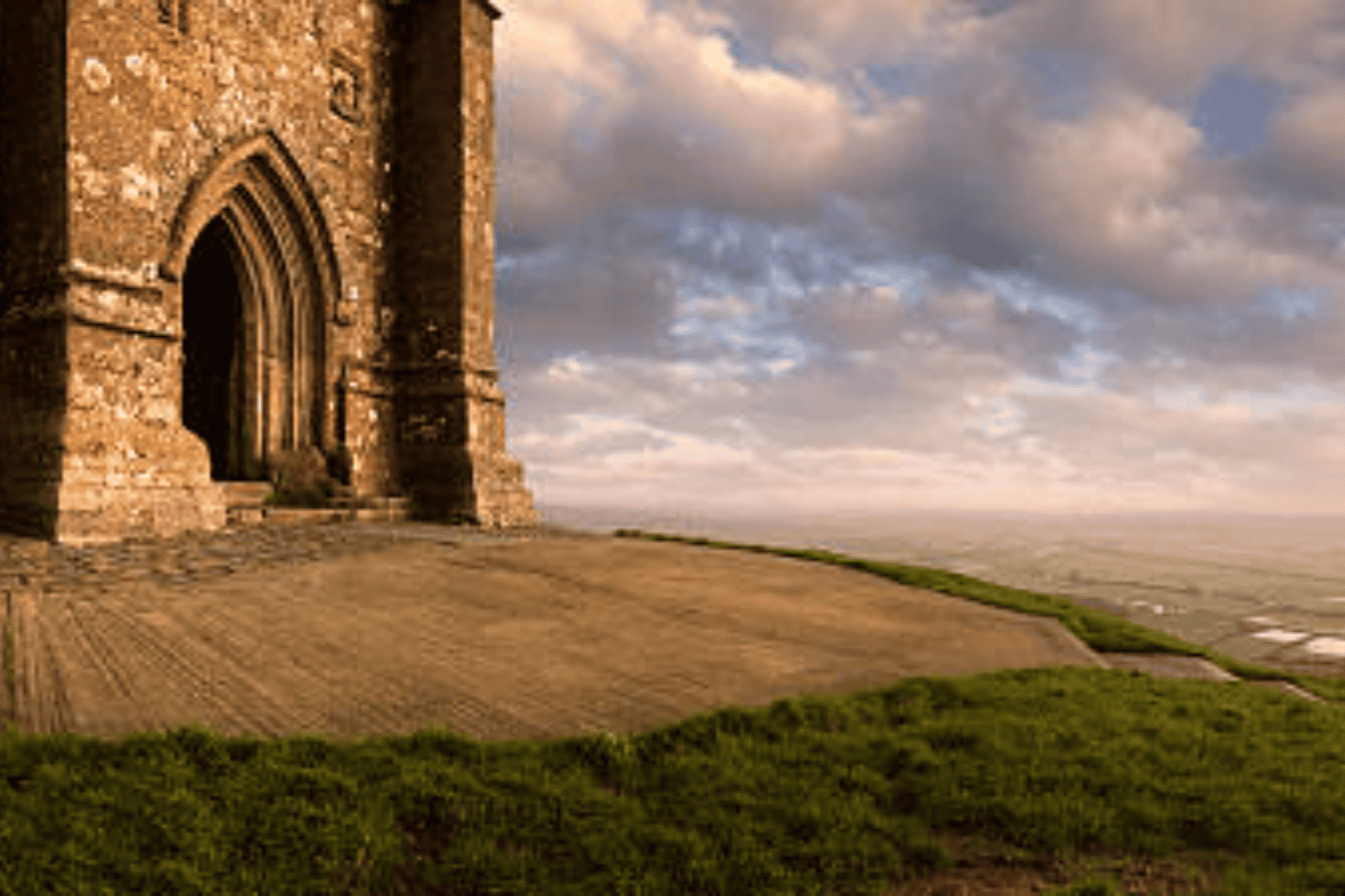 Un hallazgo sorprendente: el monumento del rey Arturo es miles de años más antiguo de lo que se creía