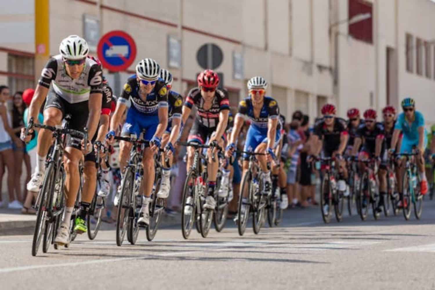 Este tipo de deportes podría darte años extra de vida (y no es solo por hacer ejercicio)