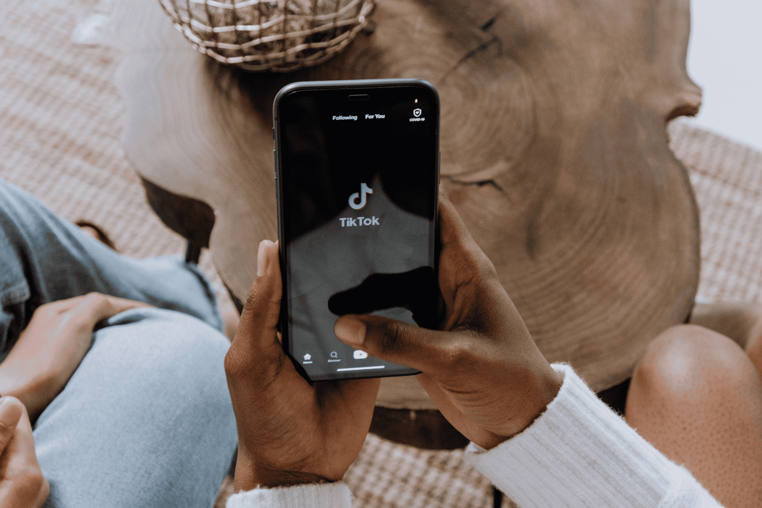 TikTok y su efecto adictivo: por qué los adolescentes no pueden soltar la pantalla