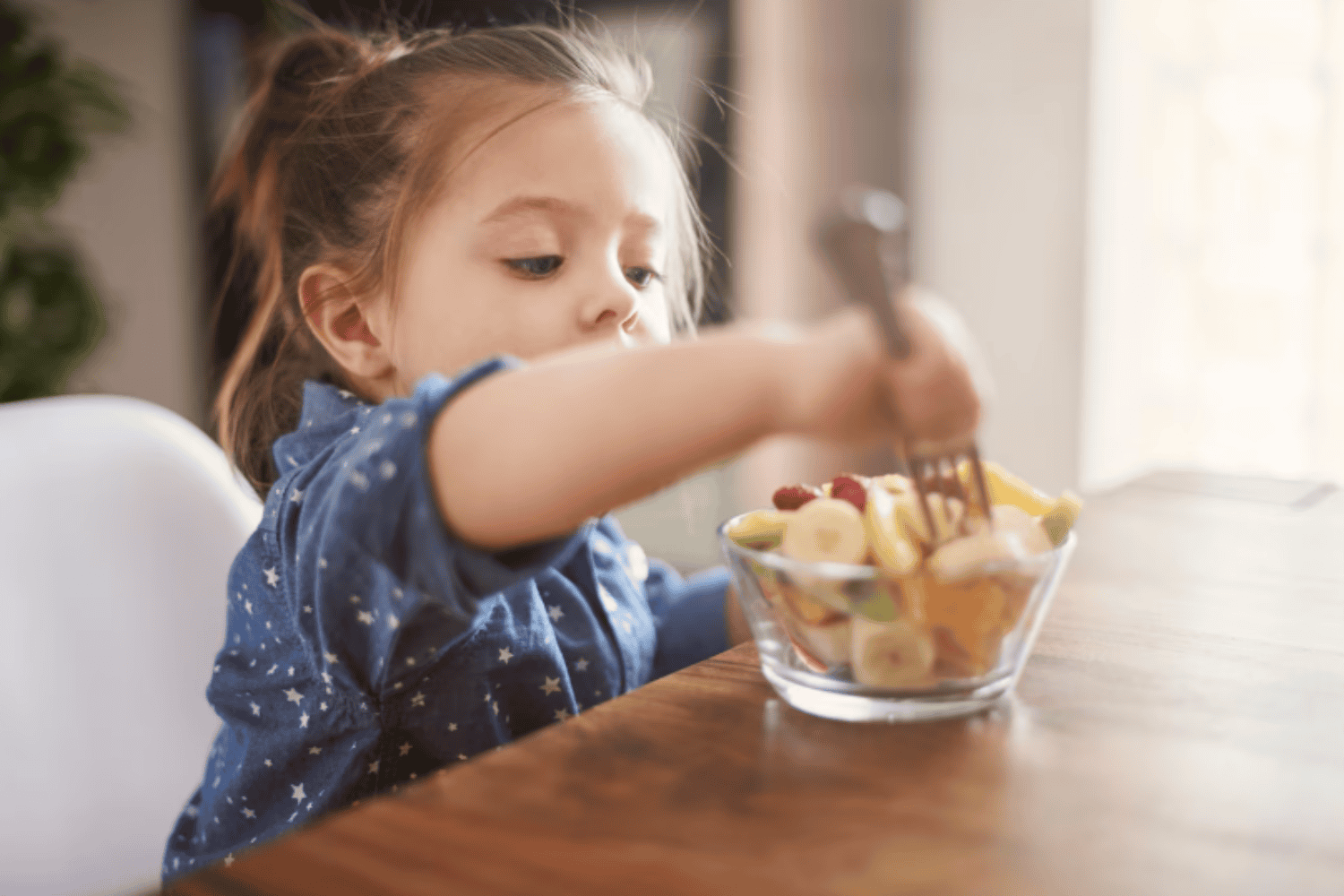 Cómo lograr que los niños acepten nuevos alimentos sin presiones ni peleas