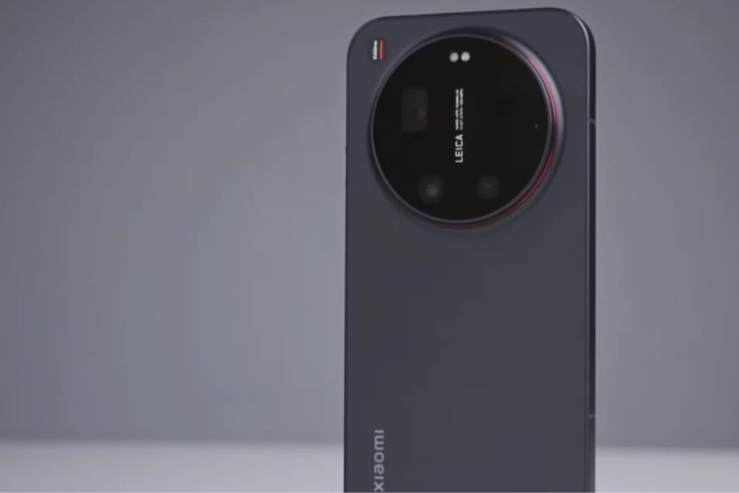 Xiaomi 17 Ultra irrumpe con una apuesta que pone contra las cuerdas a la gama alta