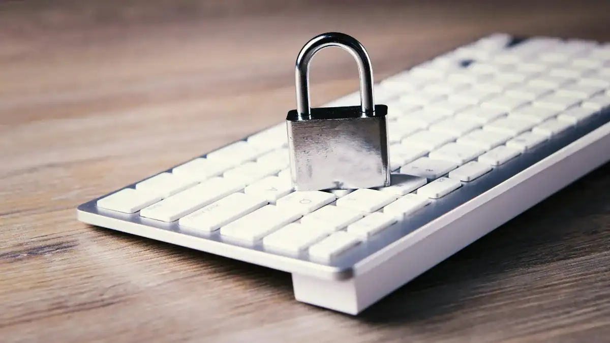 ExpressVPN Review 2026: Análisis Honesto de Velocidad, Precio y Privacidad