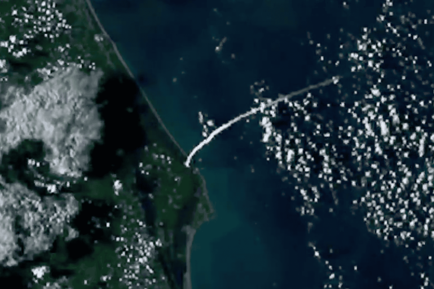 una huella en el cielo vista desde el espacio: así captó GOES-19 el despegue histórico de Artemis II