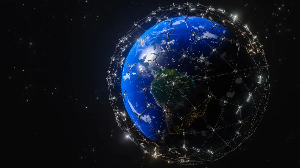 Cómo funciona la IA que ya puede controlar satélites sin intervención humana y por qué supone un cambio histórico